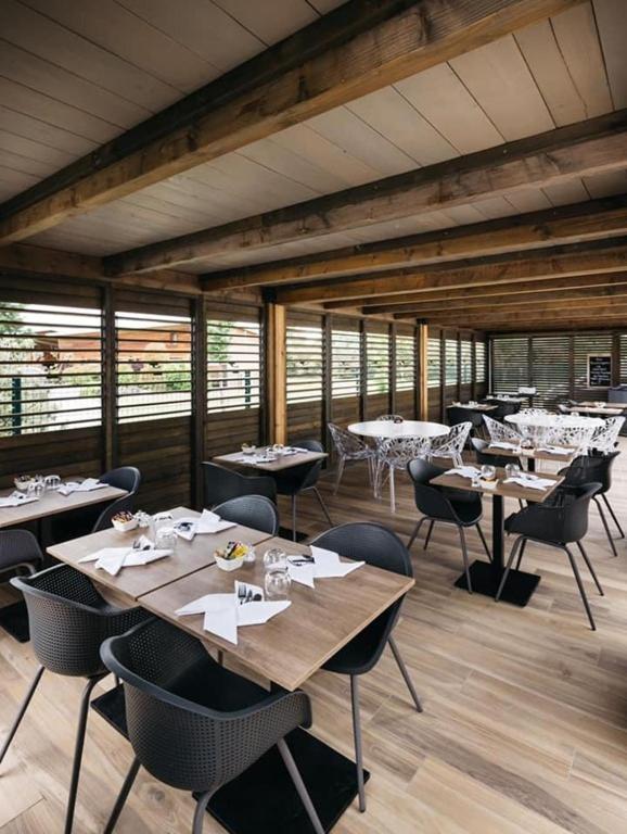 What Else Hotel Saint-Vulbas Exterior foto